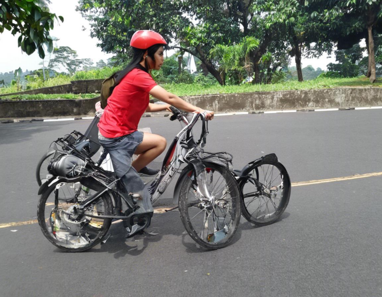 2. Sewa Sepeda: Menjelajahi Bogor dengan Sepeda