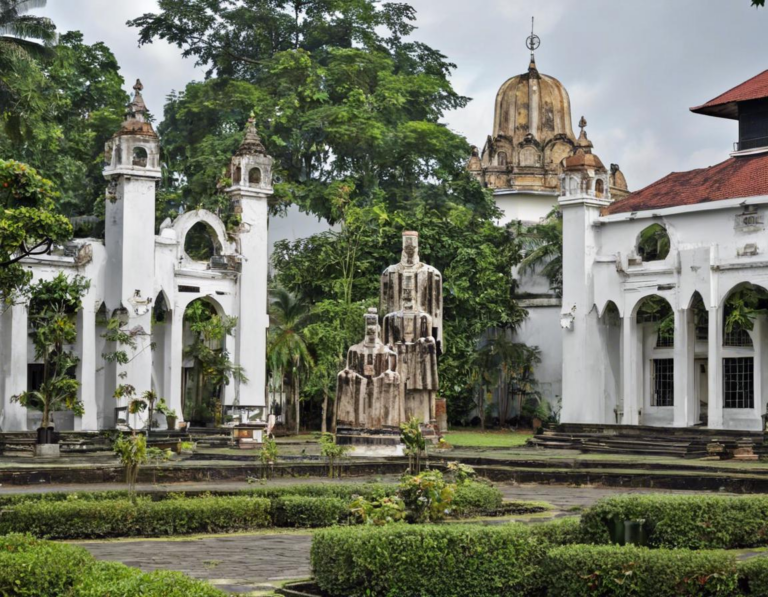 Vihara Bersejarah di Bogor: Simbol Toleransi dan Kerukunan