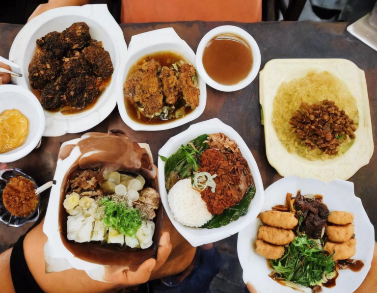 <strong>Menjelajahi Kuliner Bogor dengan Budget Terbatas</strong>